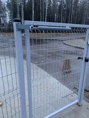 Новинка! Пневматические доводчики для калиток без перекладины с удобным креплением