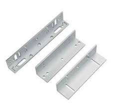 Монтажный уголок Олевс М1-150 (коричневый)