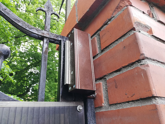 Установка видеодомофона на калитку