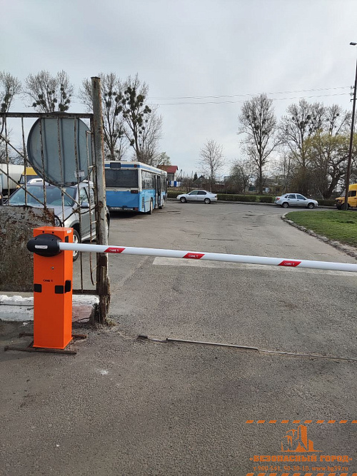 Установка шлагбаума Came на АО Молоко