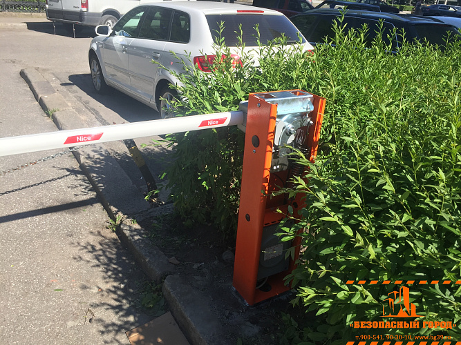 Автоматическая парковка на Драматическом театре