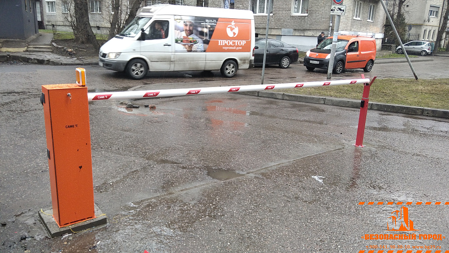 Шлагбаум 4м на Галицкого