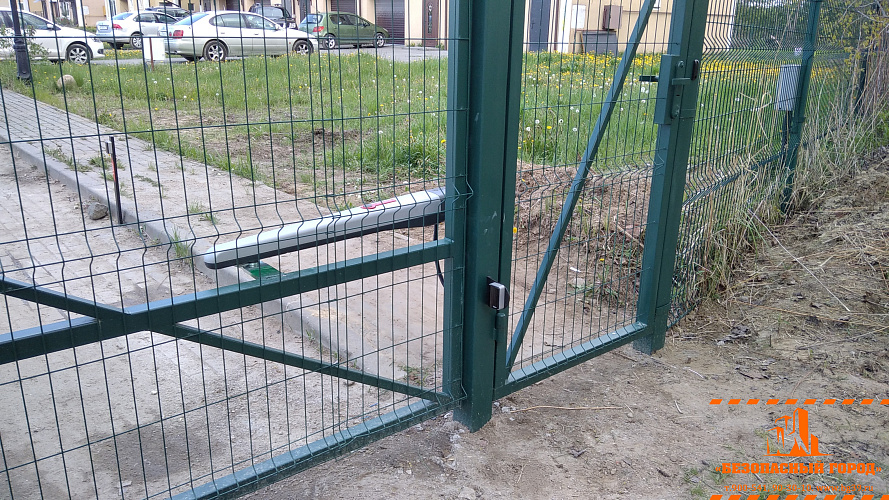 Установка автоматики для распашных ворот. Большое Исаково