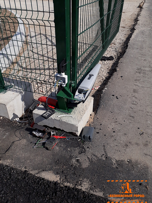Установлено 4 комплекта NICE TO4016PKIT