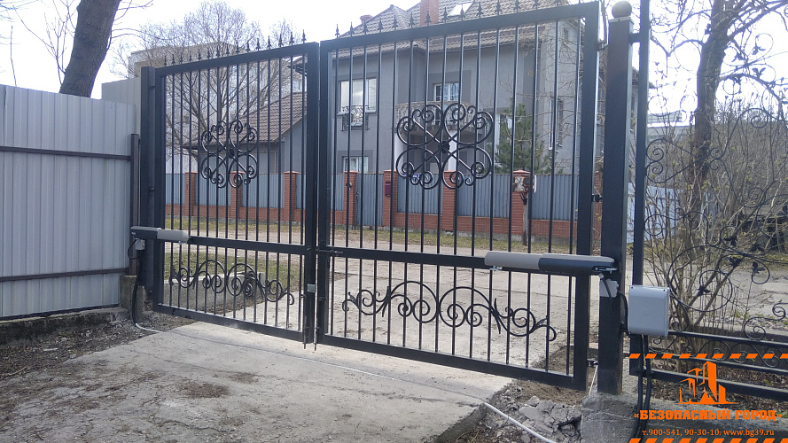 Установка автоматики для распашных ворот. Калининград.